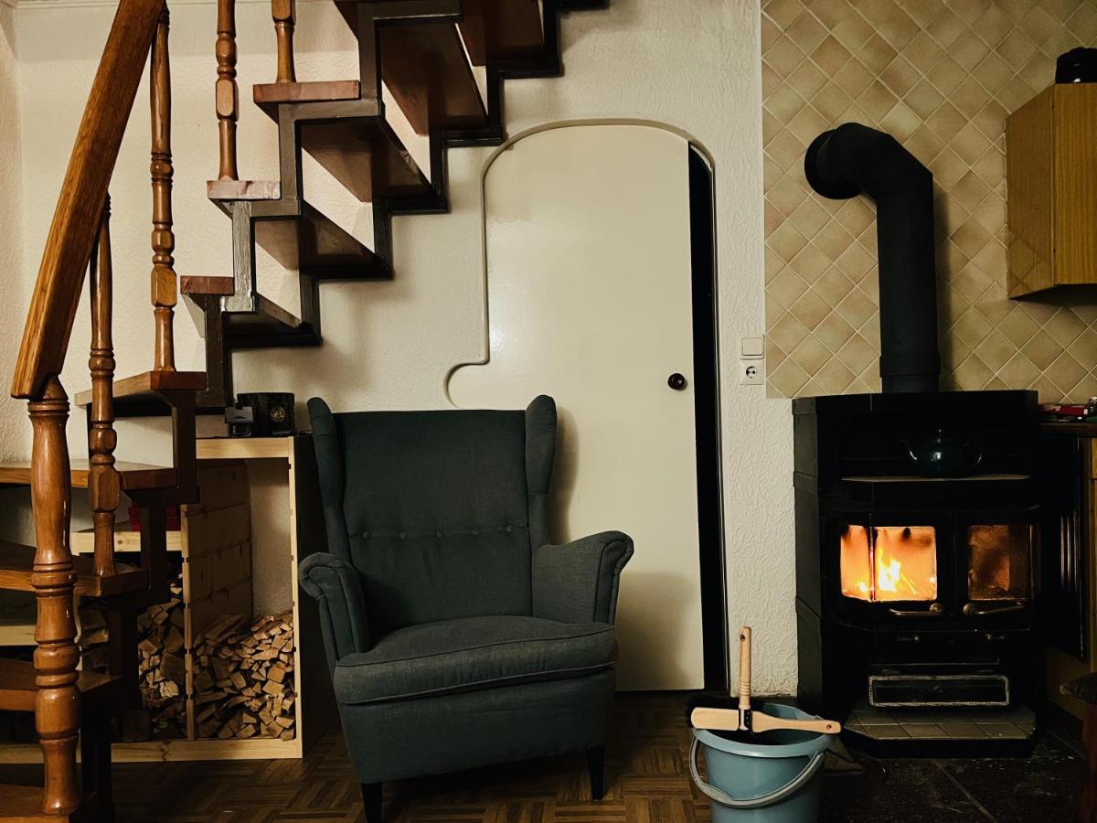 Urige Berghuette Mit Kamin Und Sauna Im Erzgebirge Nahe Schwarzwassertal 포베르샤우 외부 사진